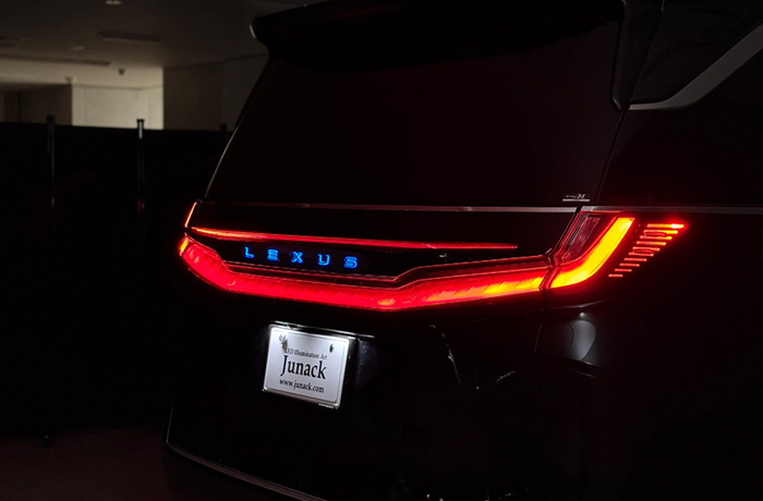 レクサスLM専用 LEDトランスワードイルミネーション