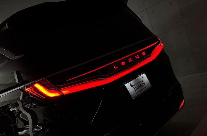 レクサスLM専用 LEDトランスワードイルミネーション